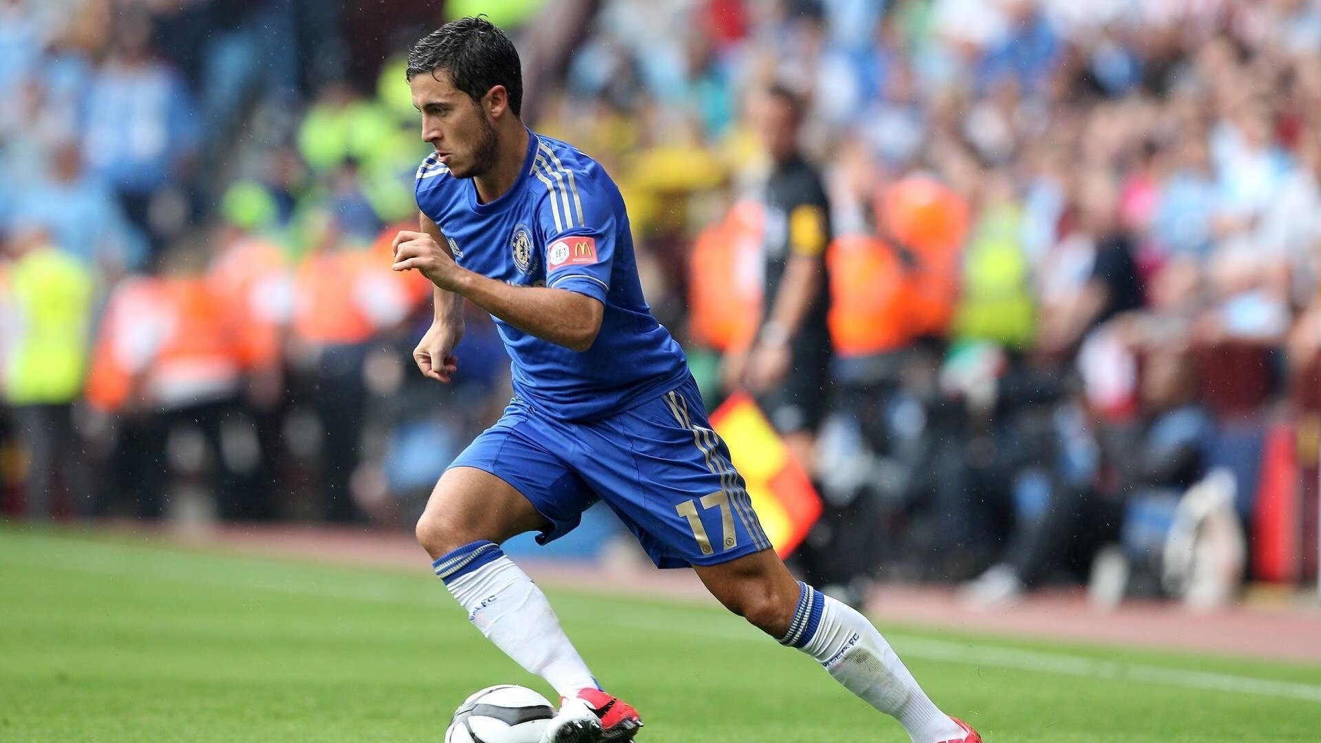 拜仁慕尼黑客场3-2逆转沃尔夫斯堡，艰难取胜，拜仁慕尼黑2队