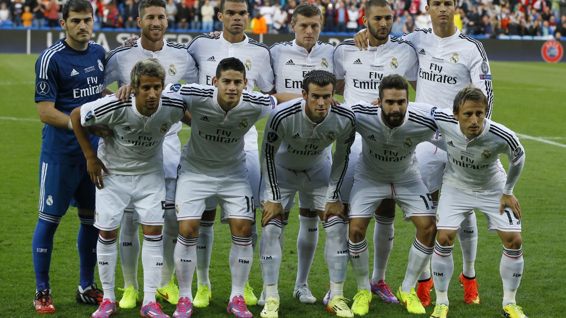 曼联力克阿森纳，双方实力不相伯仲，效力过曼联和阿森纳的球员